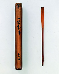 Powder-tea spoon, bamboo.