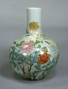 Large vase with peony design in famille rose enamels.