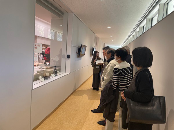 文化財修理所ツアーの様子