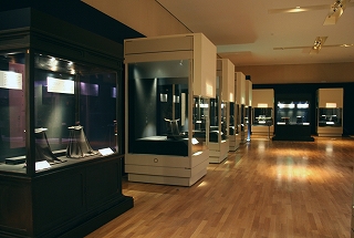 刀剣展示室風景