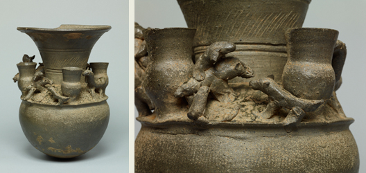 子持装飾付脚付壺　岡山県赤磐市可真上出土　古墳時代・6世紀
