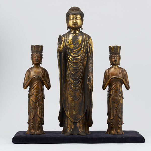 重要文化財　阿弥陀如来および両脇侍立像（善光寺式）の写真