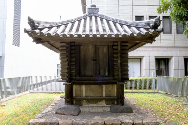Azekura Repository (Important Cultural Property)