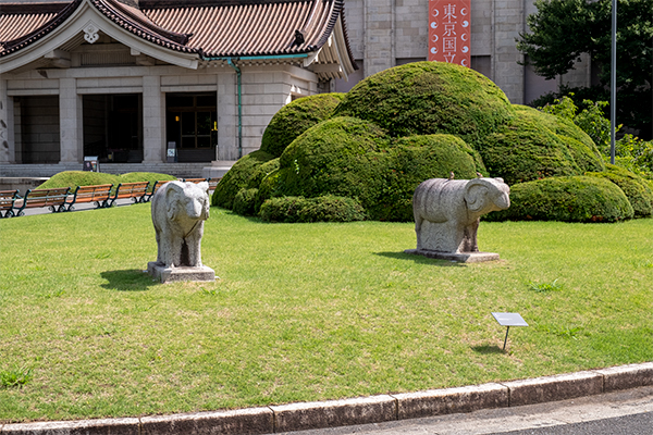朝鮮の石像