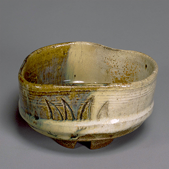 Tea Bowl, Katamigawari (differing in halves) glaze; known as "Miyamaji"