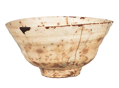 Tea Bowl, Amamori (“rain-dripping”) type