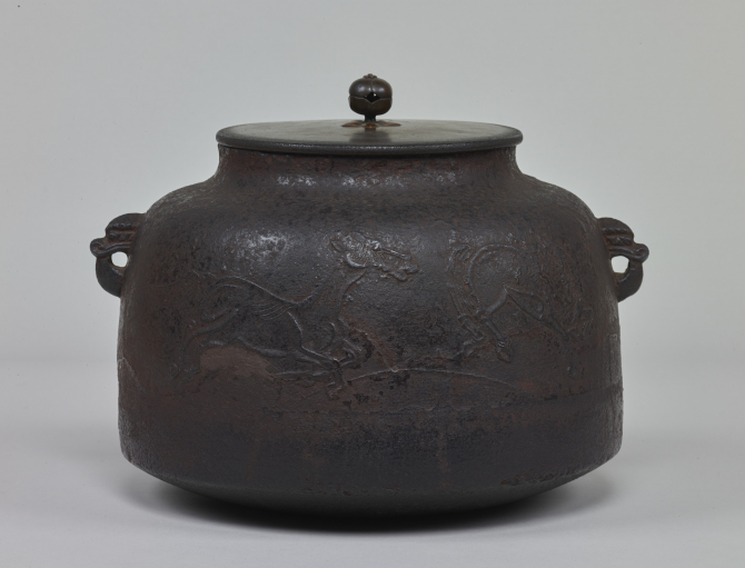 Cast Iron Tea Kettle, Old Mountain