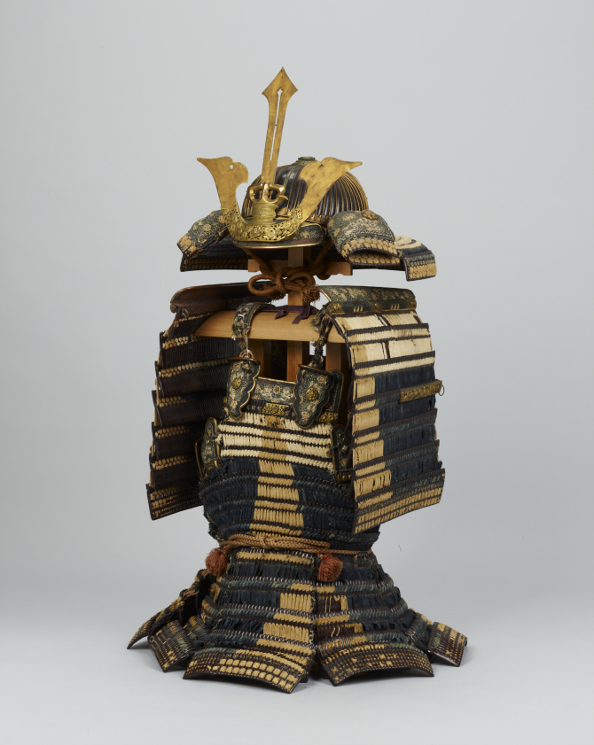 Image of "Armor ("Dōmaru") with Black Lacing, Horizontal and Triangular Patterns"