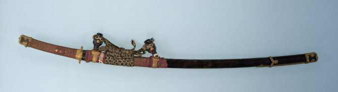 Image of "Cord-Wrapped Sword Mounting ("Itomaki no Tachi") with Paulownia Crests"