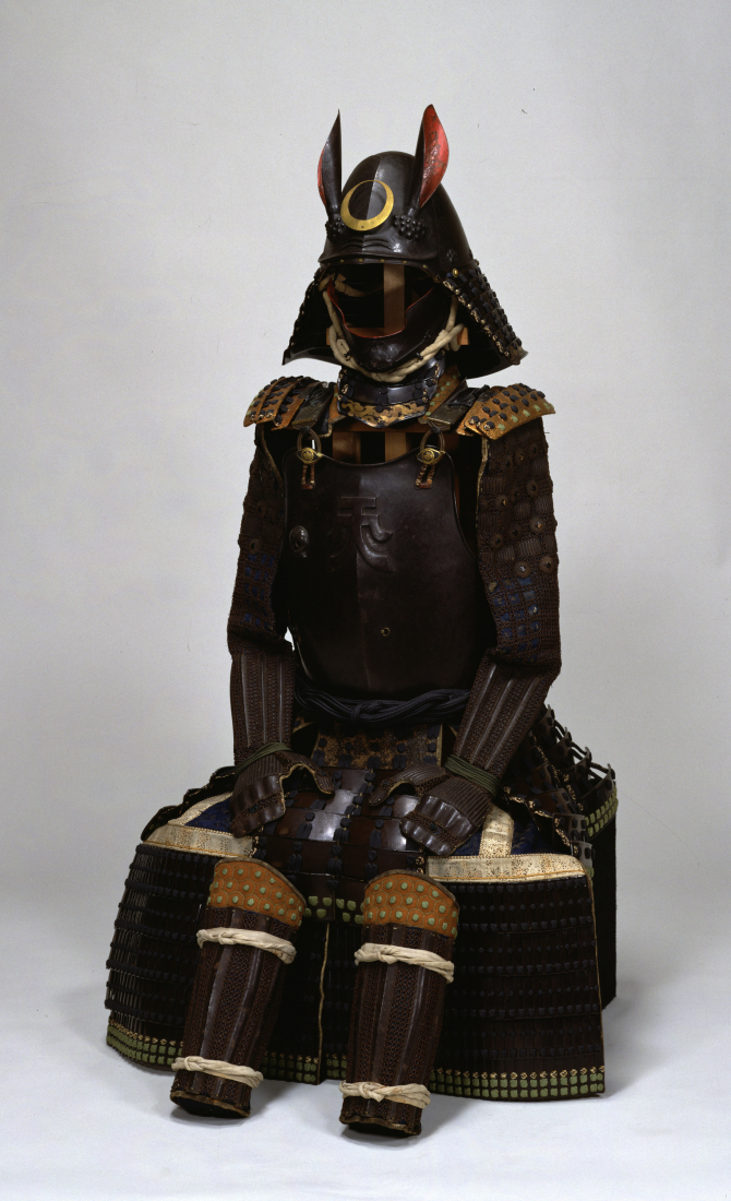 Image of "Armor ("Gusoku") with a European-Style Cuirass"