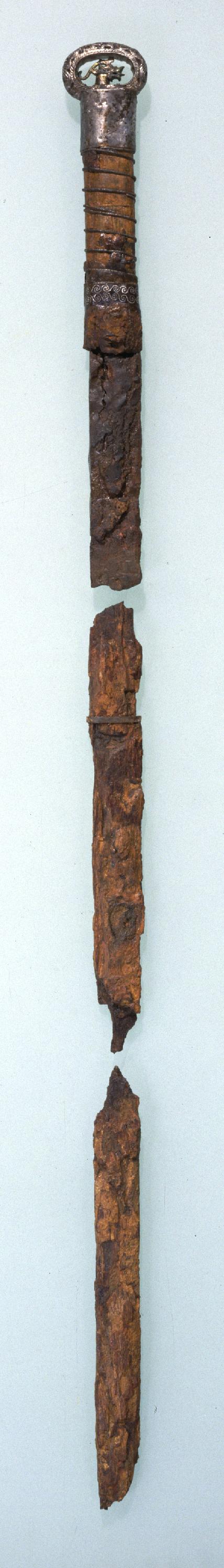 Image of "Sword with a Ring-Shaped Pommel and an Inscription"
