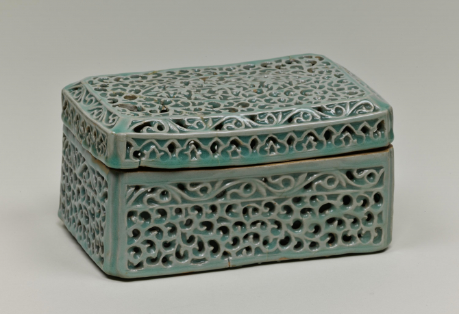 Image of "Box, Celadon glaze with arabesque design in openwork"