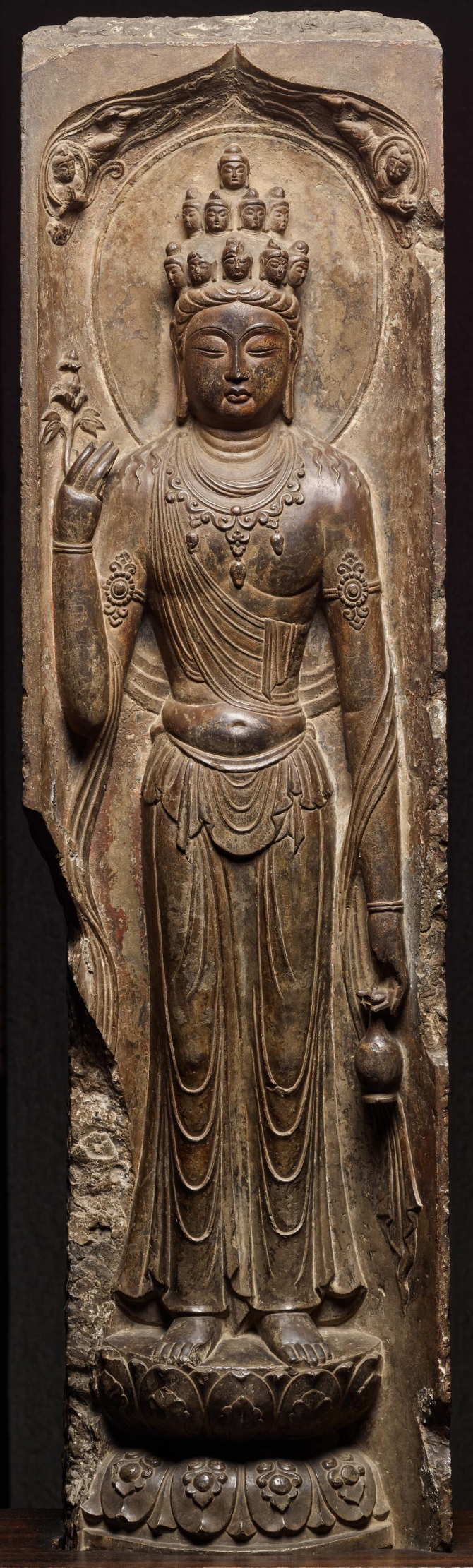 Image of "The Eleven-Headed Bodhisattva Avalokiteśvara in a Niche"