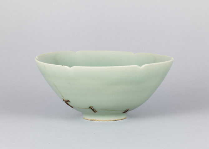 Image of "Celadon glazed tea bowl, known as "Bakohan"."