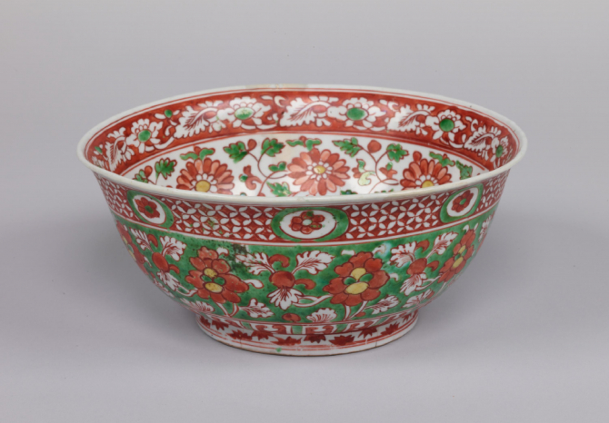 Image of "Bowl with Floral Vines, Porcelain with overglaze enamel"