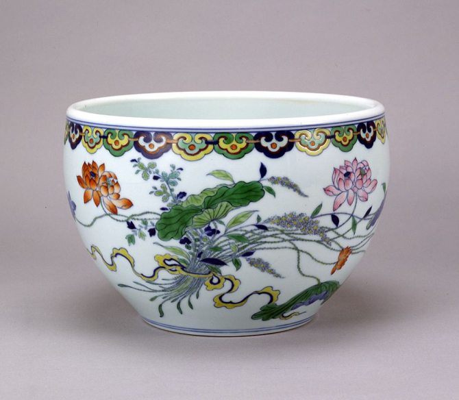 Image of "Bowl with Lotus Bouquets"