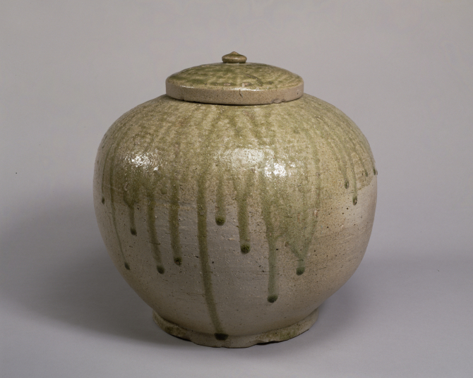 Image of "Lidded Jar, Stoneware with ash glaze"