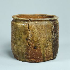 Image of "Water Jar with a Flush Rim, Named "Shiba no Iori (Grass Hut)""