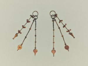 Image of "금 귀걸이"