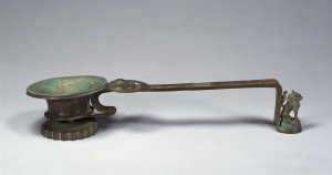 Image of "Incense Burner with a Weighted Handle Shaped Like a Lion"