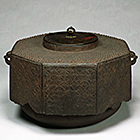 Image of "Octagonal Tea Kettle, Hailstone texturing, Kyoto ware, Azuchi-Momoyama period, 16th - 17th century"