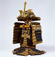 『重要文化財　黒韋肩妻取威胴丸　室町時代・15世紀』の画像