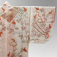 Image of "Katabira (Summer Garment), Bush clover and sho (panpipe for Bugaku performance) design on white ramie ground, Edo period, 19th century"