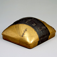 Image of "Writing Box, Pontoon bridge design in maki-e lacquer, By Hon'ami Koetsu, Edo period, 17th century (National Treasure)"