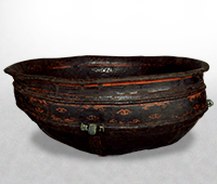Image of "Large Dry Lacquer Vessel, Attributed provenance: Hui County, Henan Province, China (Important Art Object, Lent by the OKURA MUSEUM OF ART, Tokyo)Photo Credit:: OKURA MUSEUM OF ART"