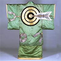 Image of "Haori / Kitsuke (Kabuki costume), Target and arrow design on light green satin ground, Edo period, 19th century (Gift of Ms. Takagi Kiyo)"