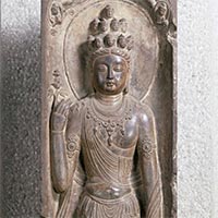 Image of "Ekadasamukha in a Niche (detail), Tang dynasty, 8th century (Important Cultural Property, Gift of Mr. Hosokawa Moritatsu)"