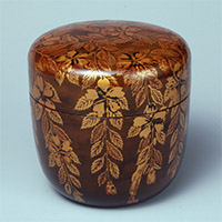 Image of "Tea Caddy, Weeping cherry design in maki-e lacquer, Edo period, 17th century (Gift of Mr. Hirota Matsushige)"