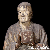 Image of "Standing Mujaku Bosatsu (Asanga Bodhisattva), By Unkei, Kamakura period, ca. 1212 (Kenryaku 2),  Kohfukuji, Nara (National Tresure) Photo: Tomohiro Muda"