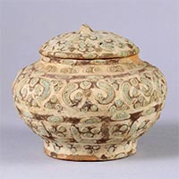 Image of "Jar, Paste glass decoration, Purportedly excavated at Shouxian, Lu’an, Anhui province, China, Spring and Autumn-Warring States period, 6th-4th century BC"
