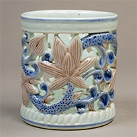 Image of "Brush Stand, Lotus arabesque in openwork with designs in underglaze blue and red, 19th–20th century"