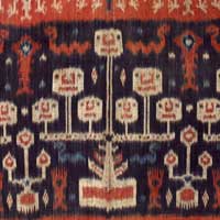 Image of "Hinggi kombu (Shoulder garment), Warp ikat; skull tree and animal design, Sumba, Indonesia, 19th century"