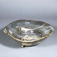 Image of "Bowl, Wagtail design, Mino ware, Nezumi Shino type, Azuchi-Momoyama&ndash;Edo period, 16th&ndash;17th century (Important Cultural Property)"