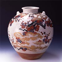 Image of "Tea Leaf Jar, Moon and plum design in overglaze enamel, Studio of Ninsei, Edo period, 17th century (Important Cultural Property)"