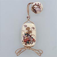 Image of "Inro (Medicine case), Chrysanthemum flower and butterfly design in inlay, Meiji era, 19th century"