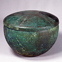 Image of "Lid of Cinerary Urn of Ihokibe Tokotarihime, Excavated at Miyanoshita, Kokufu-cho, Tottori-shi, Tottori, Nara period, dated 710 (Important Cultural Property)"