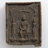 Image of "Tile with Image of Buddha Triad, Excavated at Minami Hokkeji Temple, Takatori-cho, Nara, Asuka period, 7th century (Important Cultural Property)"