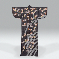 Image of "Katabira (Unlined summer garment), Design of flowing water and autumn leaves on a black plain-weave ramie ground, Edo period, 18th century"