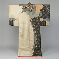 Image of "Furisode (Garment with long sleeves), Large chrysanthemum and small flower design on white figured satin ground, Edo period, 17th century"