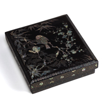 Image of "Writing Box with a Bird and Flowers, China, Ming dynasty, 16th century (Important Cultural Property"