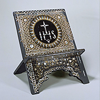 Image of "Reading Stand, Interlocking circles with "IHS" mark in maki-e lacquer and mother-of-pearl inlay, Azuchi-Momoyama–Edo period, 16th–17th century"