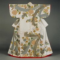 Image of "“Kosode” (Garment with small wrist openings), Design of  “noshi” strips and chrysanthemums on a white figured-satin ground, Edo period, 17th-18th century"