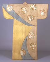 Image of "린즈바탕 부분염색 둥근꽃무늬 고소데(소맷부리가 좁은 기모노)　17세기"
