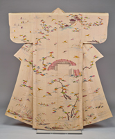 Image of "小袖　白茶色绉绸地住吉风景图案　江户时代 18世纪"