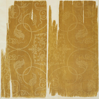Image of "중요문화재　포도 덩굴무늬 비단 깔개, 겉감 조각（부분）　나라시대 754년"