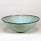 Image of "Bowl with Foliated Rim, Celadon glaze, Guan ware, Southern Song dynasty, 12th - 13th century (Important Cultural Property, Gift of Dr. Yokogawa Tamisuke)"